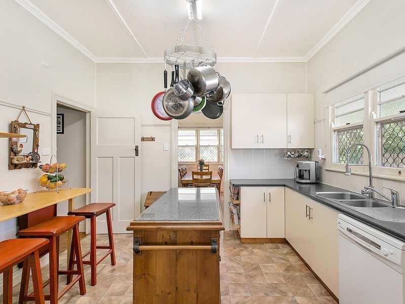 26 Buckland Street, Harristown QLD 4350