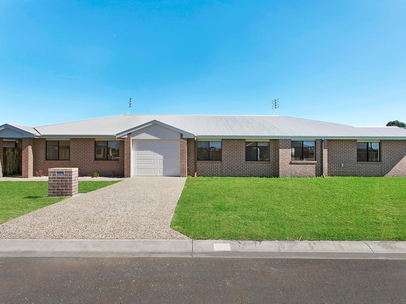 1/1 Fairfax Street, Cambooya QLD 4358