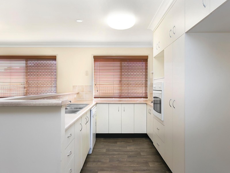 45 Broadfoot Street, Kearneys Spring QLD 4350