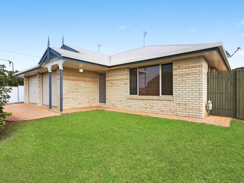 45 Broadfoot Street, Kearneys Spring QLD 4350