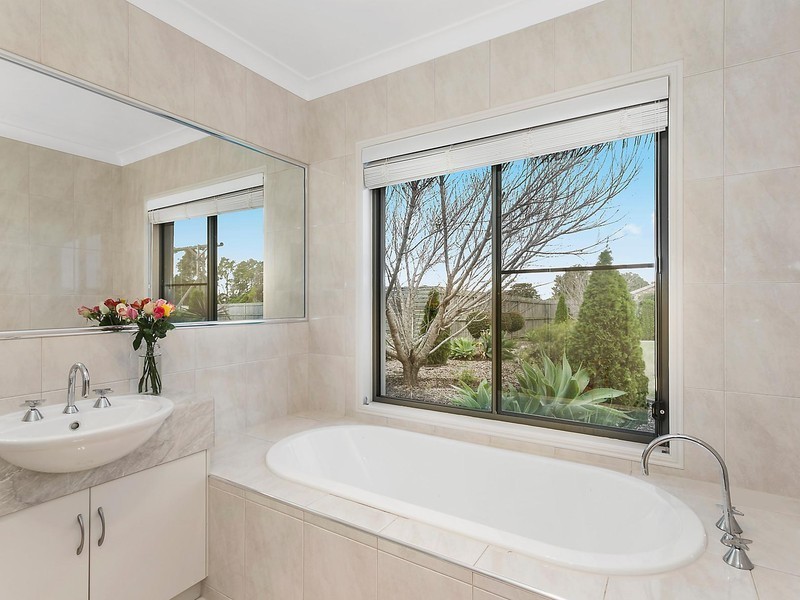 39 Mitchell Road, Highfields QLD 4352