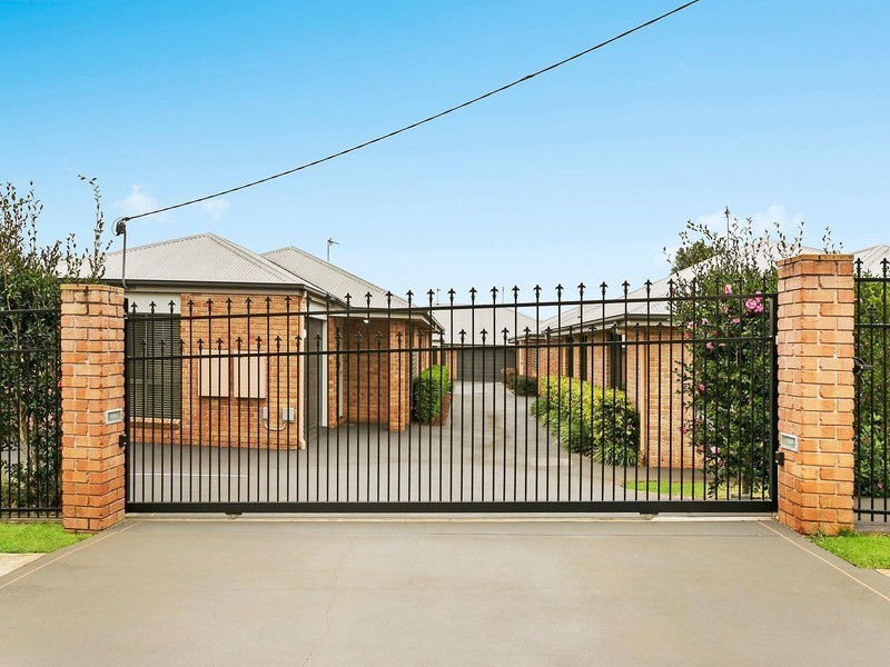 1/237 South Street, South Toowoomba QLD 4350