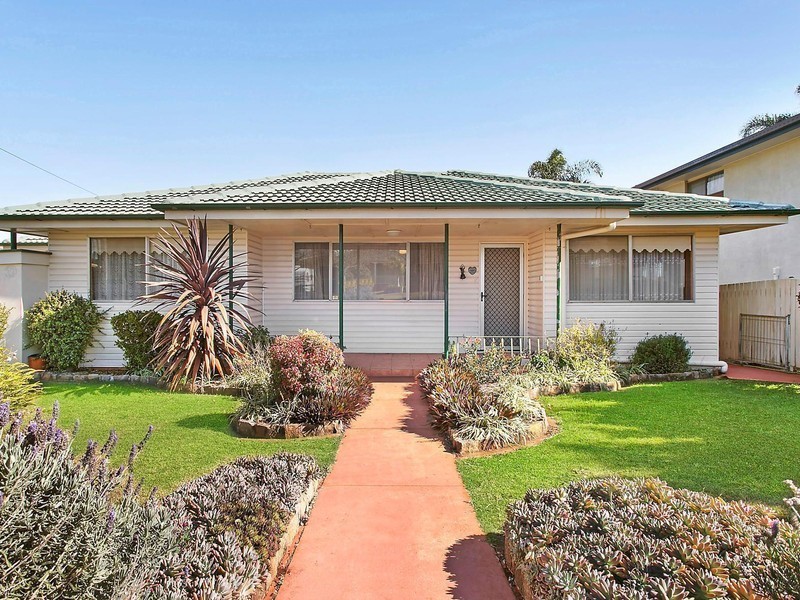 83 High Street, Rangeville QLD 4350