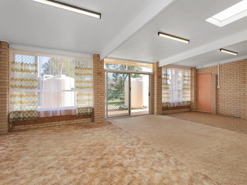 83 High Street, Rangeville QLD 4350