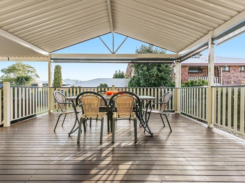 3 Vanham Close, Middle Ridge QLD 4350