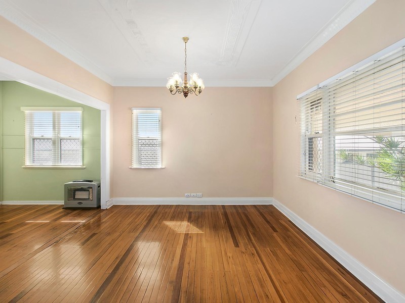 7 Leichhardt Street, Centenary Heights QLD 4350