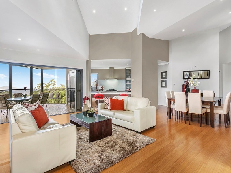 4C Mackenzie Street, Mount Lofty QLD 4350