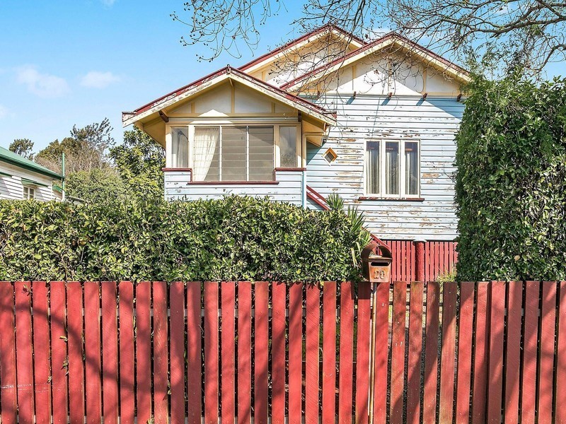 20 Roseberry Street, North Toowoomba QLD 4350