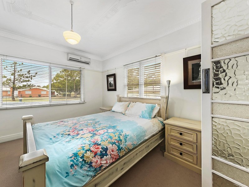 271 Geddes Street, Centenary Heights QLD 4350