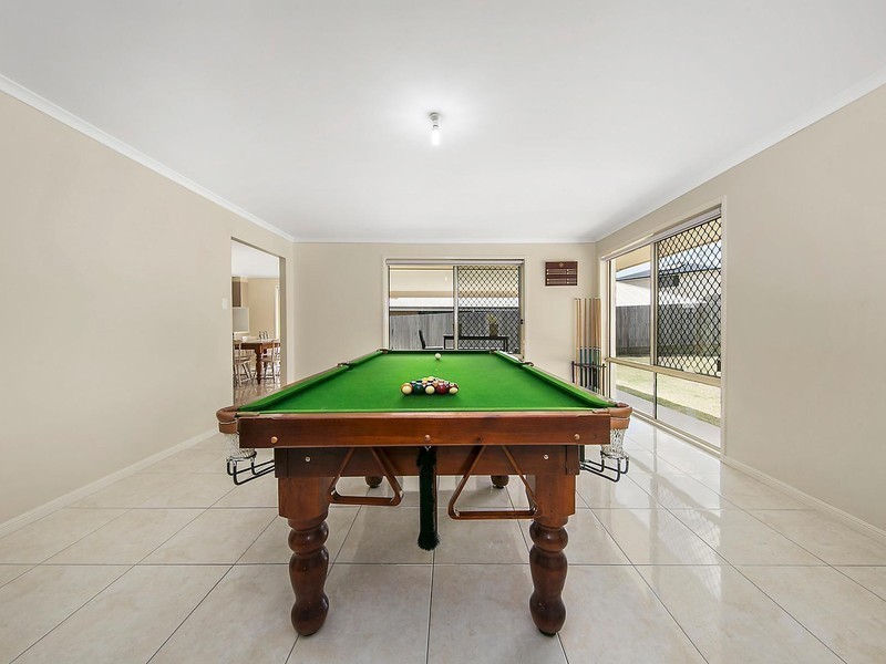 38 Sunset Drive, Glenvale QLD 4350