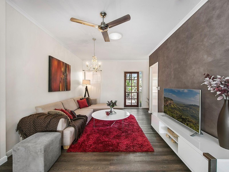 3 Clive Crescent, Withcott QLD 4352