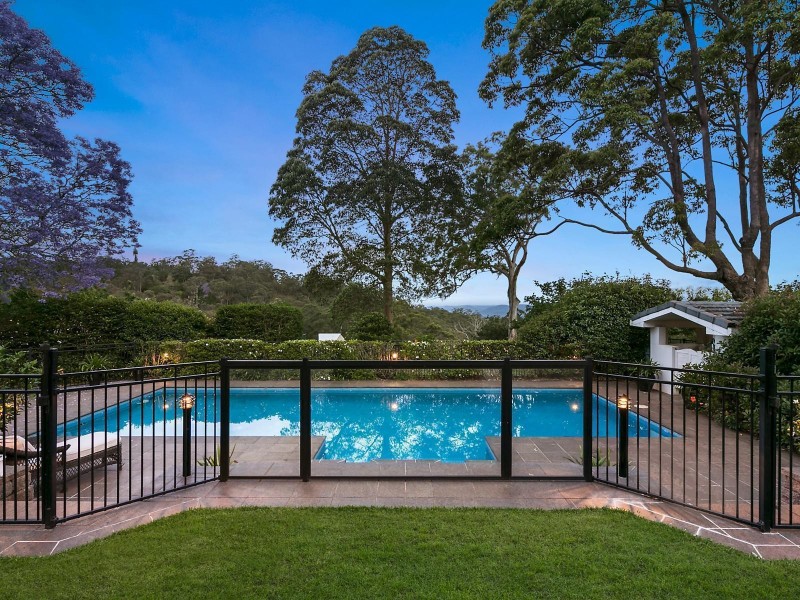 6 Flagstone Creek Road, Middle Ridge QLD 4350