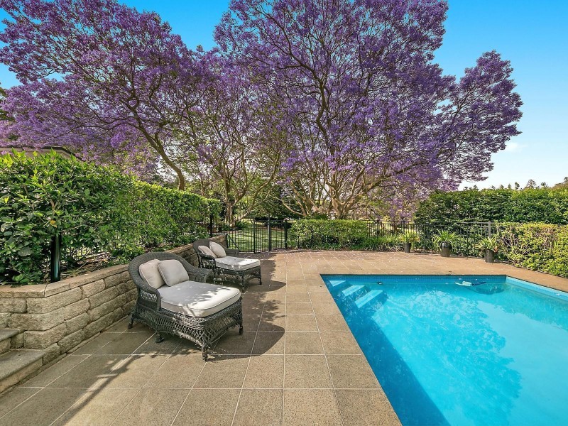 6 Flagstone Creek Road, Middle Ridge QLD 4350