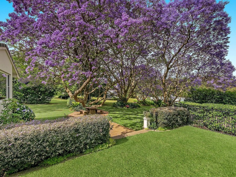 6 Flagstone Creek Road, Middle Ridge QLD 4350