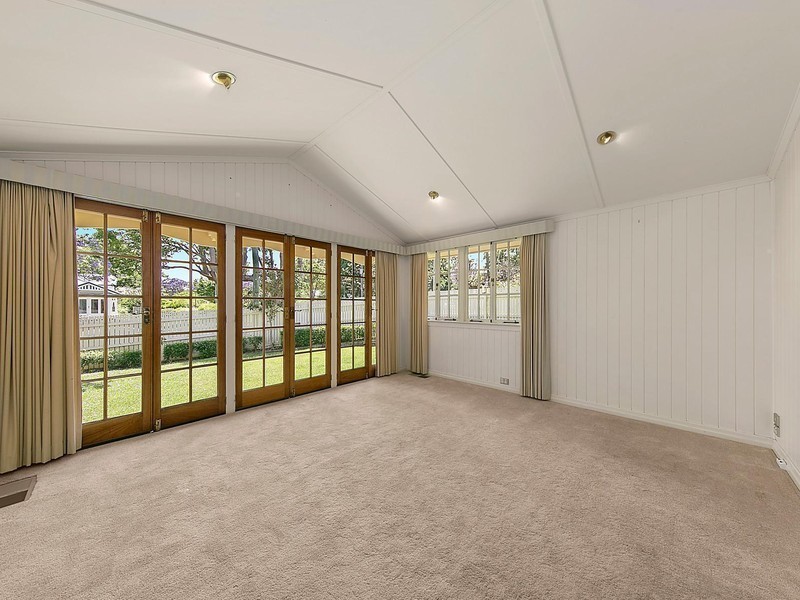 34 Arthur Street, East Toowoomba QLD 4350