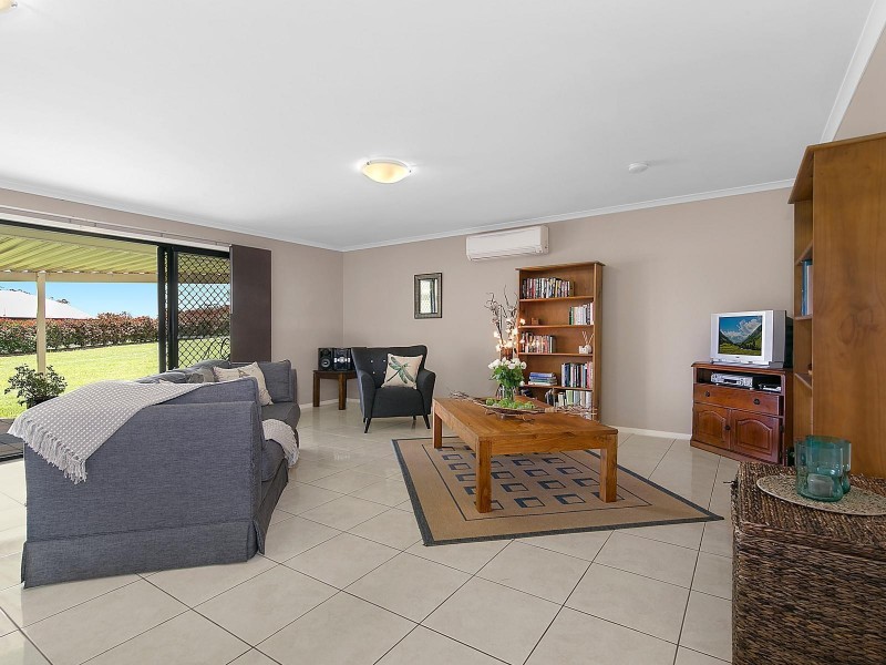 9 Phoebe Court, Cotswold Hills QLD 4350