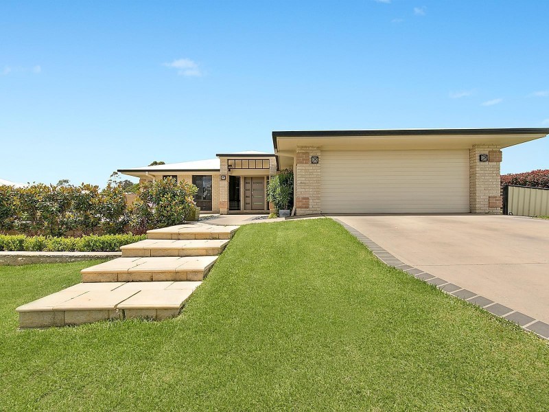 9 Phoebe Court, Cotswold Hills QLD 4350