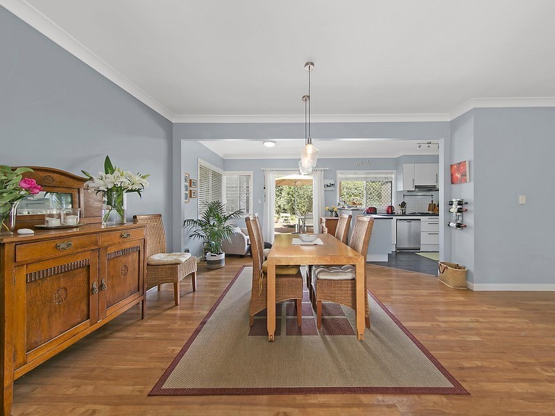 14 Sourris Street, Mount Lofty QLD 4350