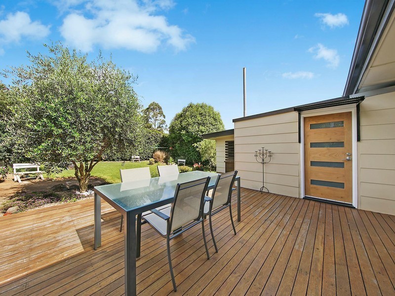 14 Sourris Street, Mount Lofty QLD 4350