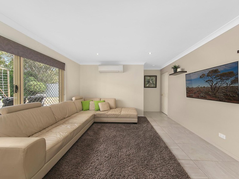 4 Dalrello Court, Glenvale QLD 4350