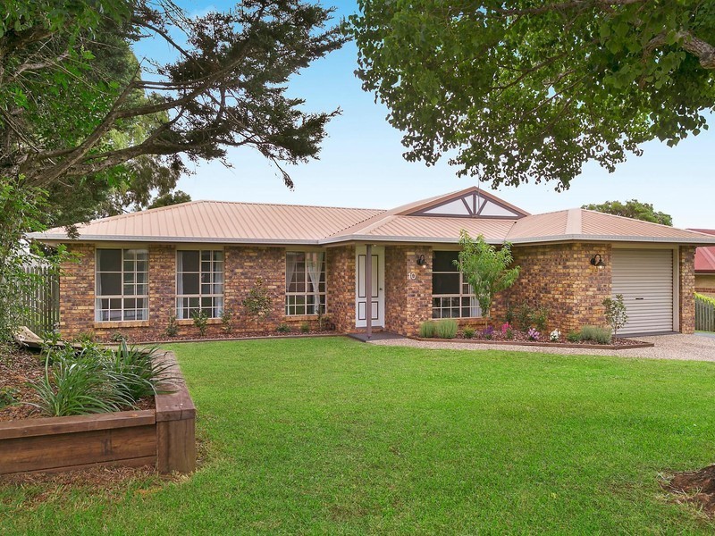 10 Silver Gum Court, Glenvale QLD 4350