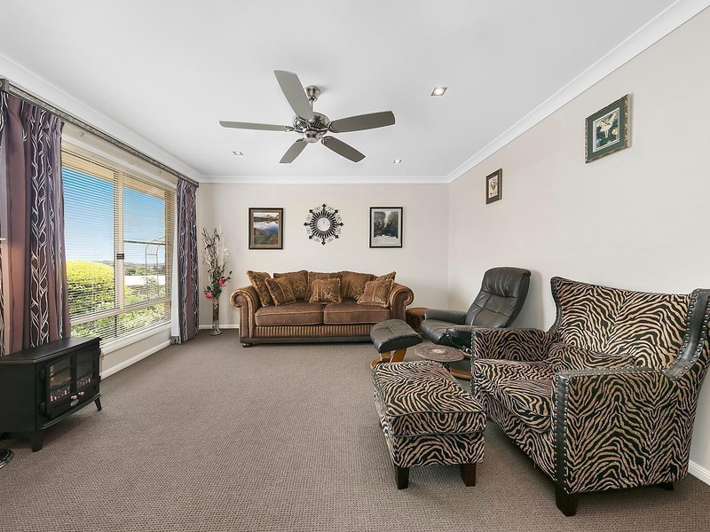 9 Karebo Close, Darling Heights QLD 4350