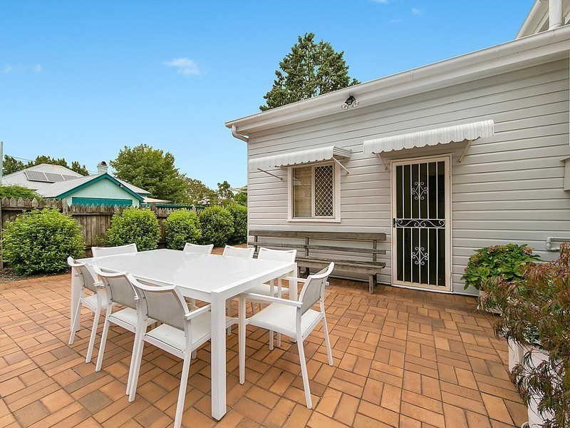 14 George Street, East Toowoomba QLD 4350