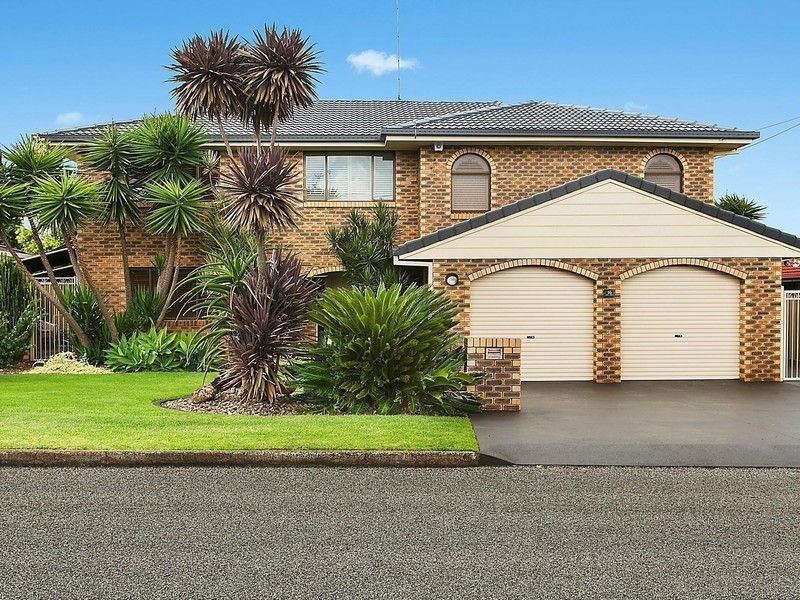 16 Beryl Street, Wilsonton QLD 4350