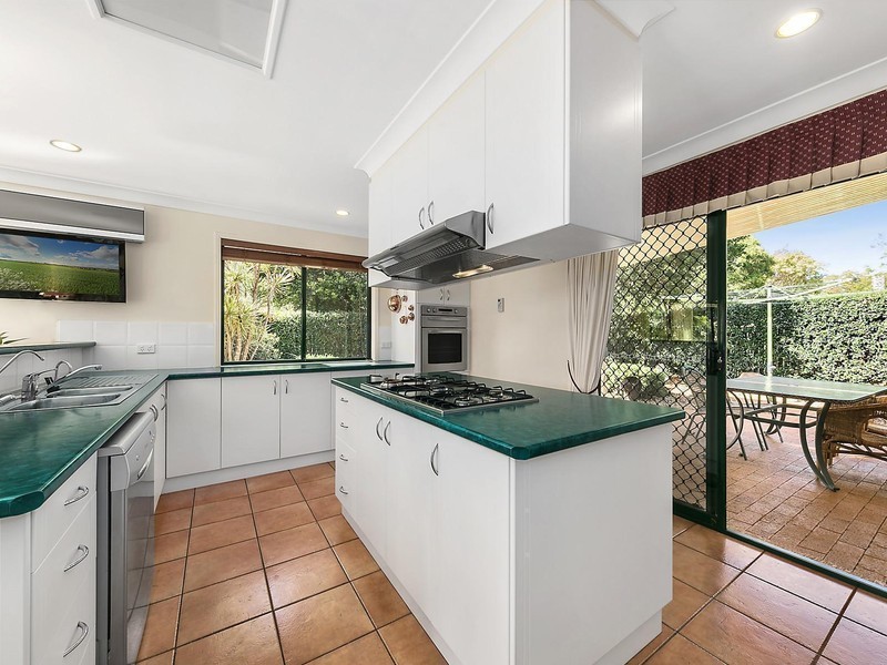 18 Purnawilla Court, Middle Ridge QLD 4350