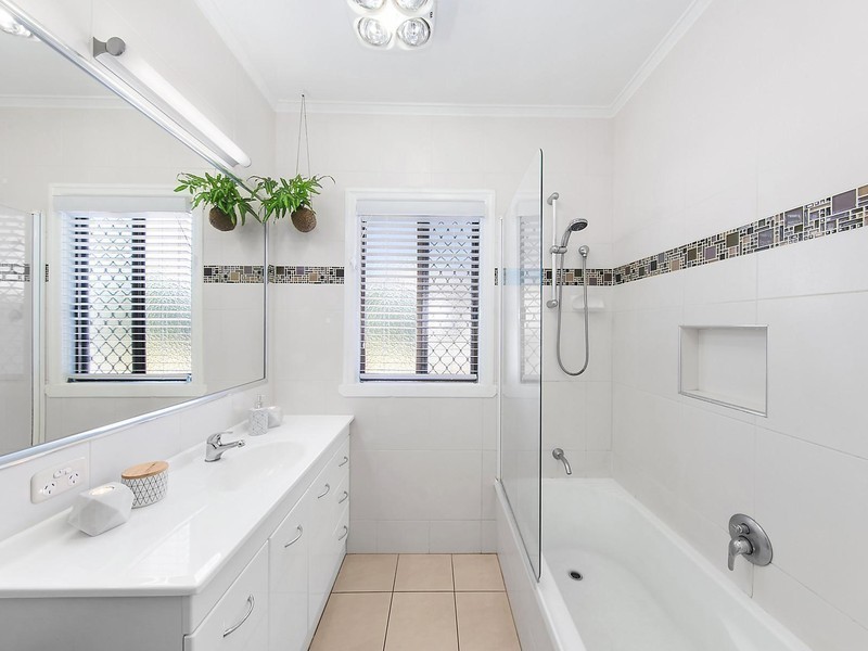 36 Stehn Street, Harristown QLD 4350