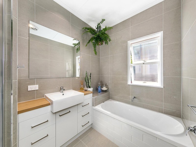 22 Cranley Street, South Toowoomba QLD 4350