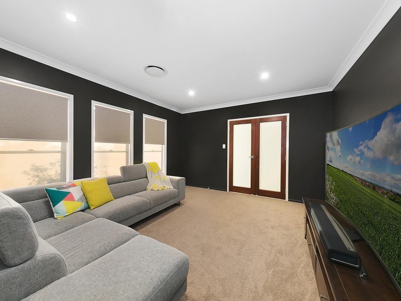 53 Calypso Crescent, Middle Ridge QLD 4350