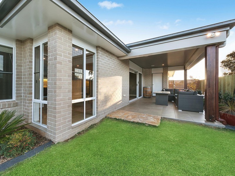 53 Calypso Crescent, Middle Ridge QLD 4350