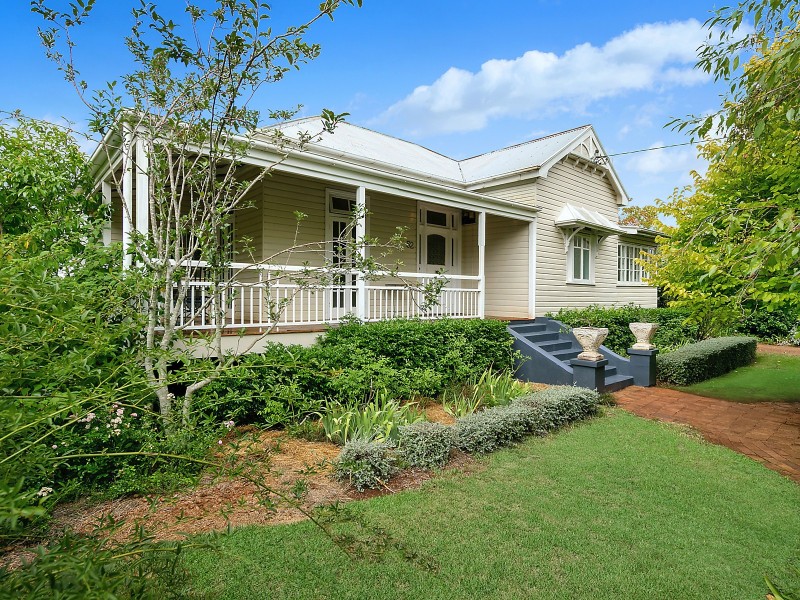 52 Warwick Street, Harristown QLD 4350