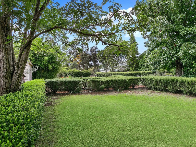 52 Warwick Street, Harristown QLD 4350