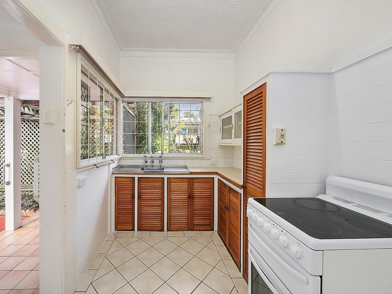 44 Curzon Street, East Toowoomba QLD 4350