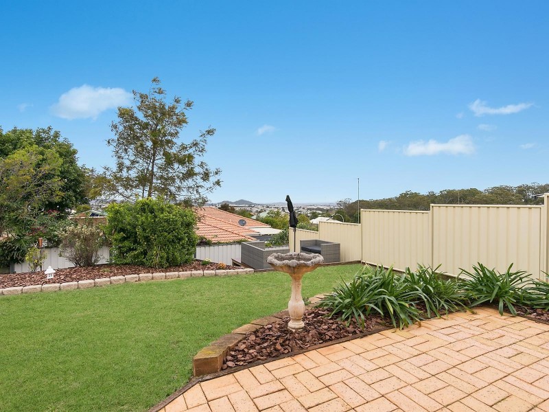 44 Barlow Street, Wilsonton QLD 4350
