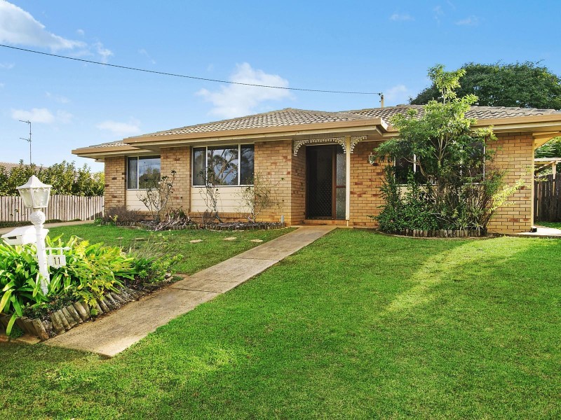 11 Yalumba Crescent, Wilsonton Heights QLD 4350