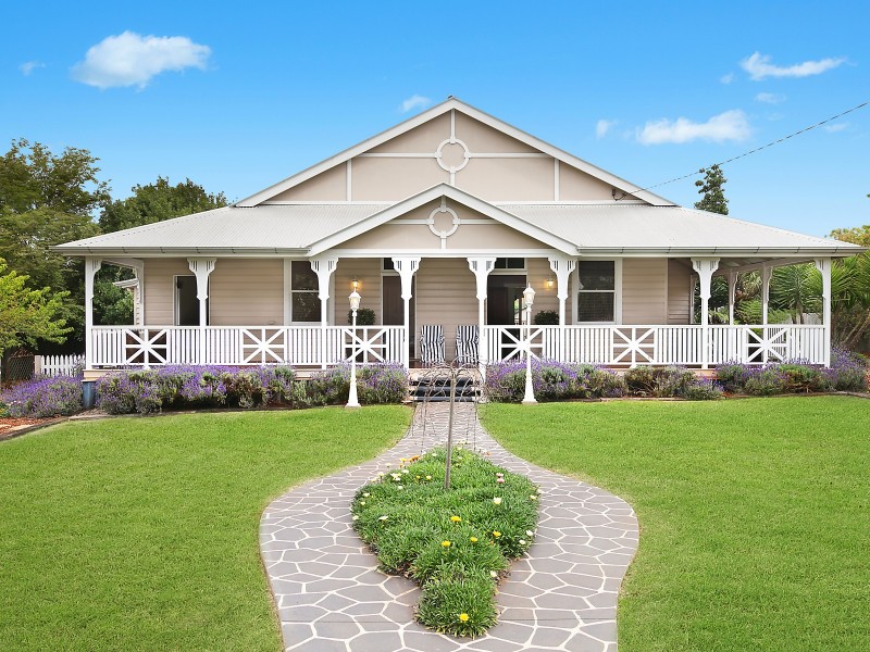 22 Norwood Street, Toowoomba City QLD 4350