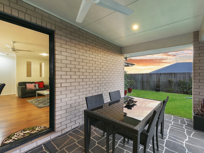 18 Kurrawa Crescent, Glenvale QLD 4350