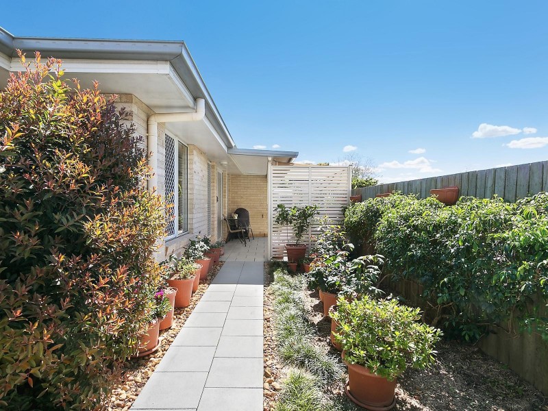 2/3 Jewell Street, Centenary Heights QLD 4350