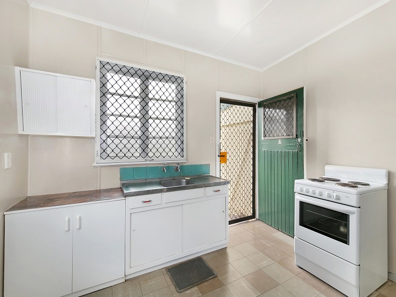 204 Long Street, South Toowoomba QLD 4350