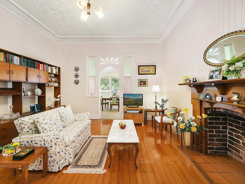 22 Eleanor Street, East Toowoomba QLD 4350