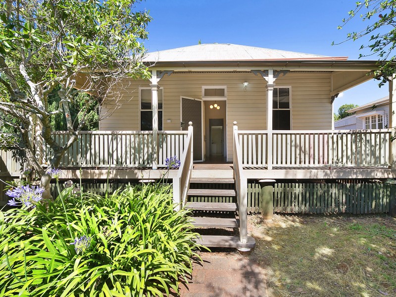 1/120 Neil Street, South Toowoomba QLD 4350