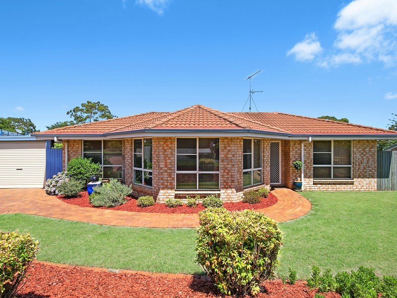 26 Ravenscourt Street, Centenary Heights QLD 4350