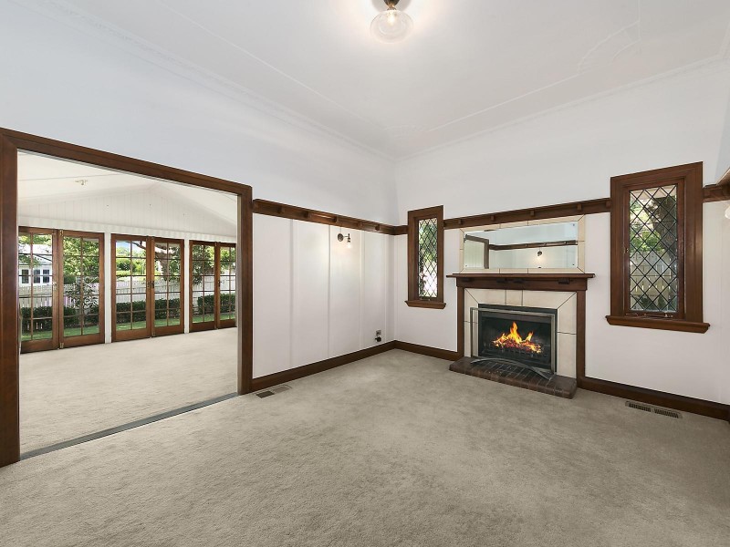 34 Arthur Street, East Toowoomba QLD 4350