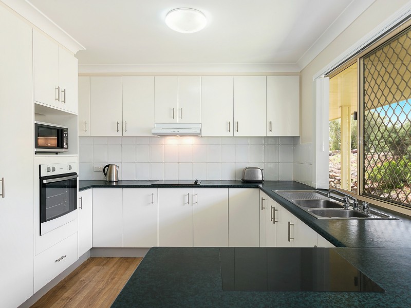 26 Garrett Road, Meringandan QLD 4352