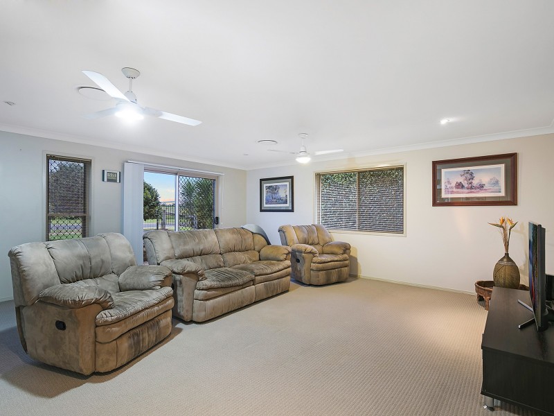 15 Mitchell Road, Highfields QLD 4352