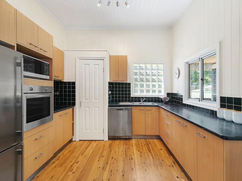 4 Dally Street, South Toowoomba QLD 4350