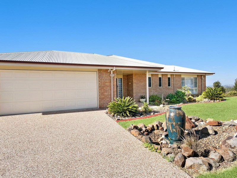 59 Hilltop Drive, Gowrie Junction QLD 4352